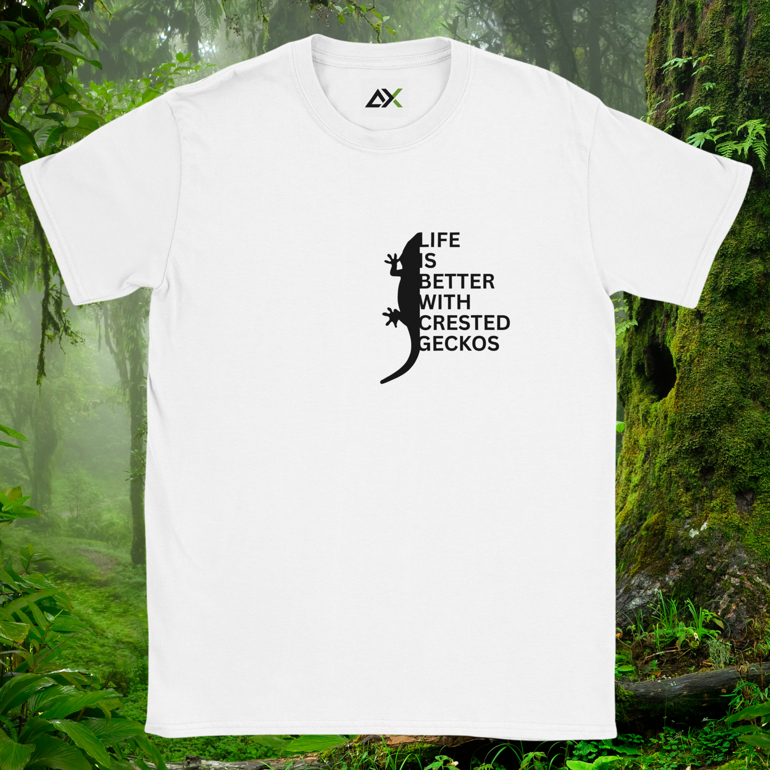 White Crested Gecko shirt from the Life is better Collection