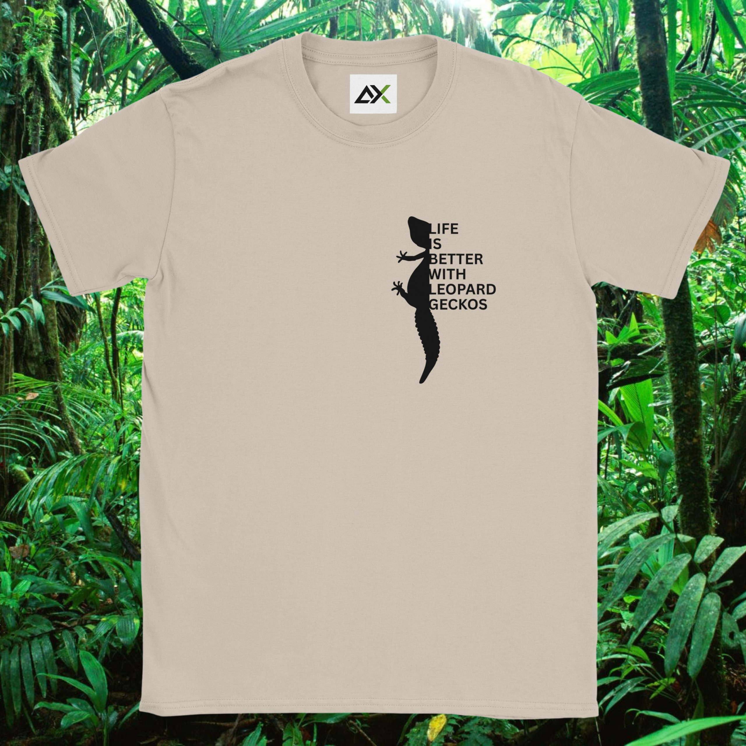 Sand Leopard Gecko shirt from the Life is better Collection