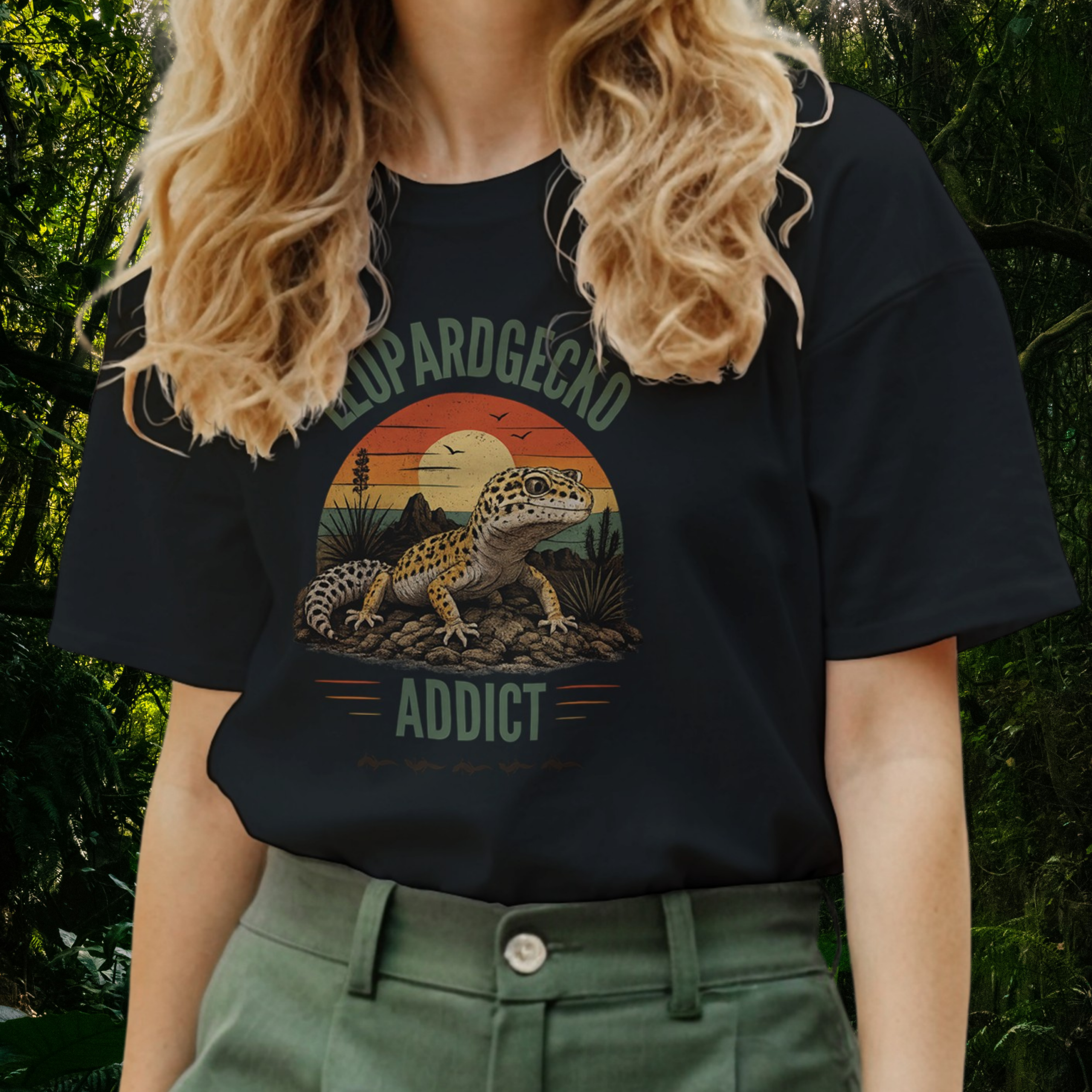 Woman wearing a black Leopard Gecko Addict shirt