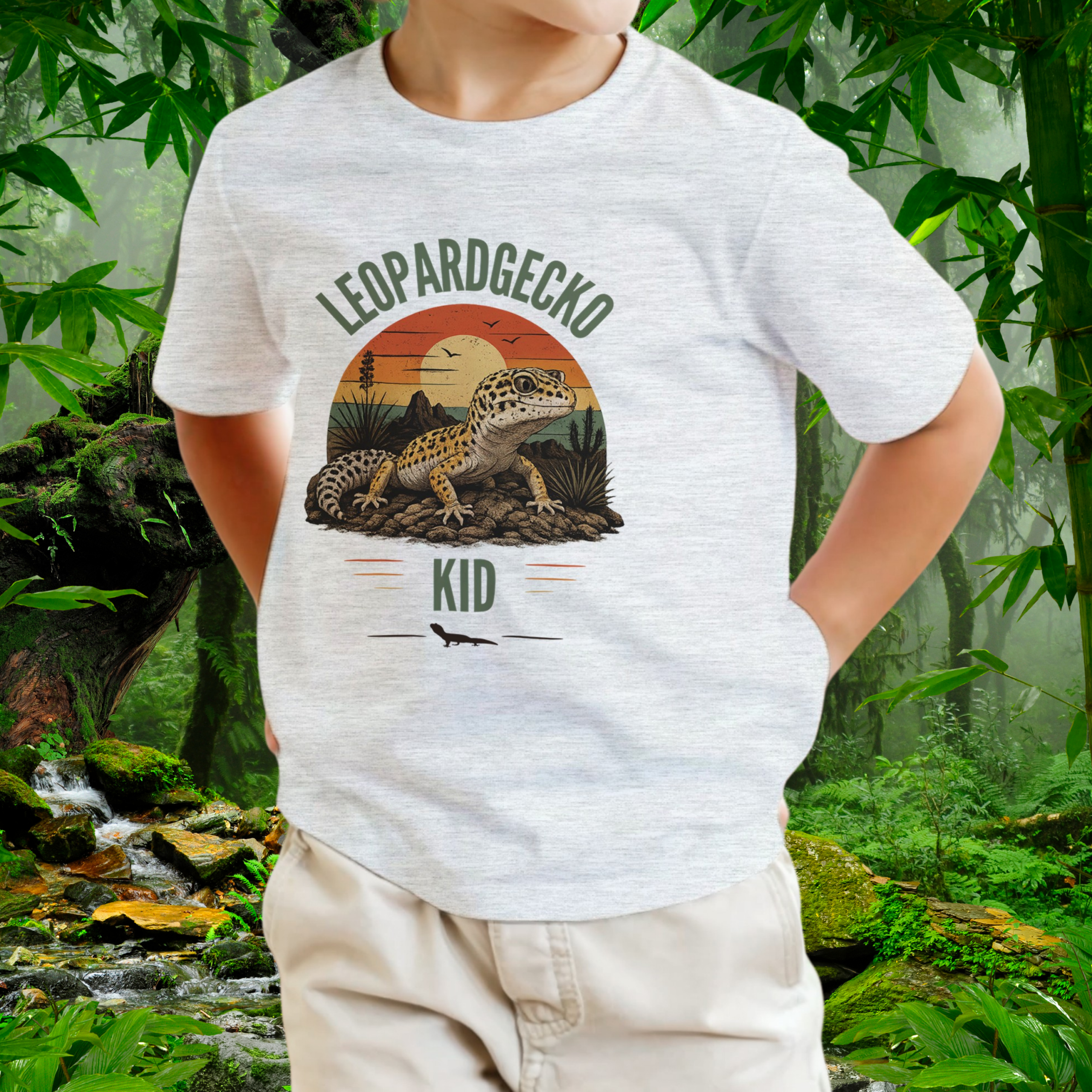 Child wearing Ash Leopard Gecko KID T-shirt