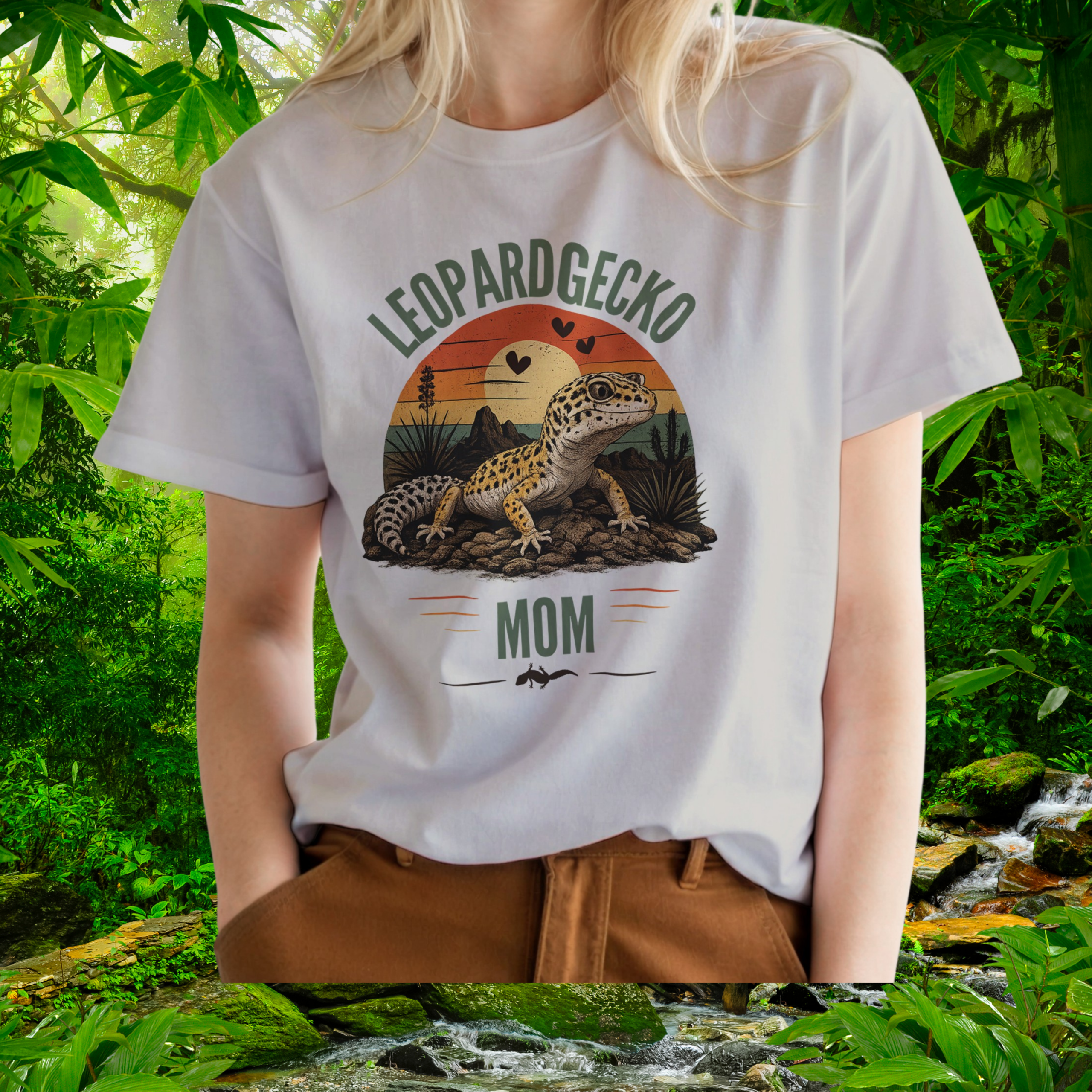 Woman wearing an ice grey Leopard Gecko Mom shirt