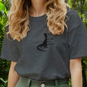Woman wearing a graphite heather Lizards shirt from the Life is better Collection