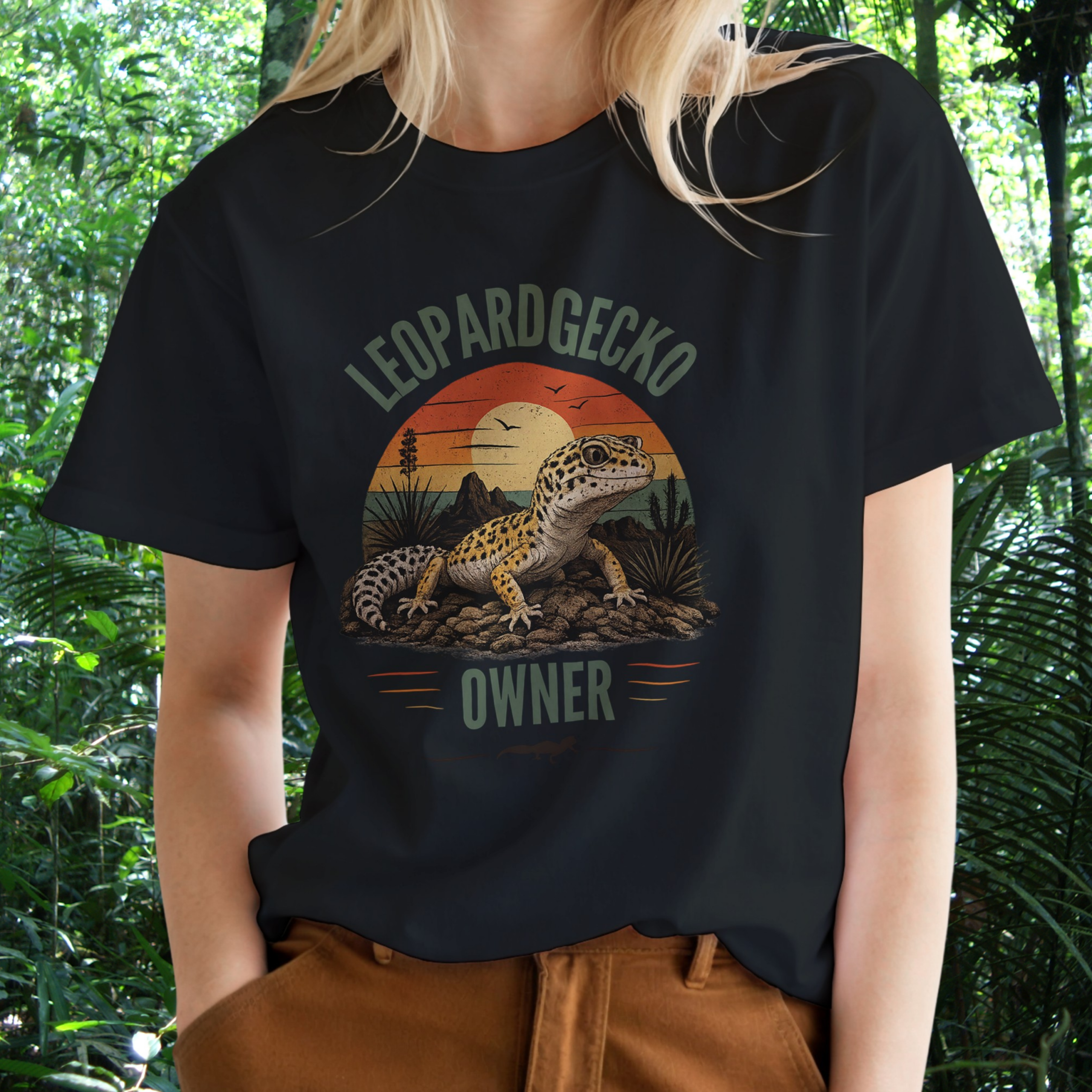 Woman wearing a black Leopard Gecko Owner shirt
